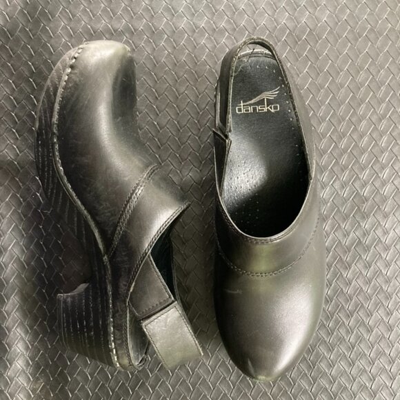 Dansko Clogs - Picture 1 of 5